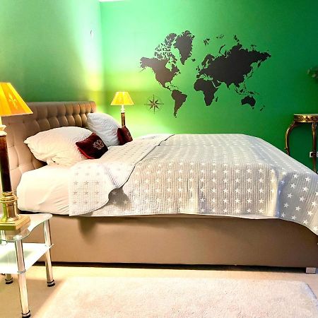 Doppelzimmer Gartenblick Villa Julian Aurich Exteriér fotografie